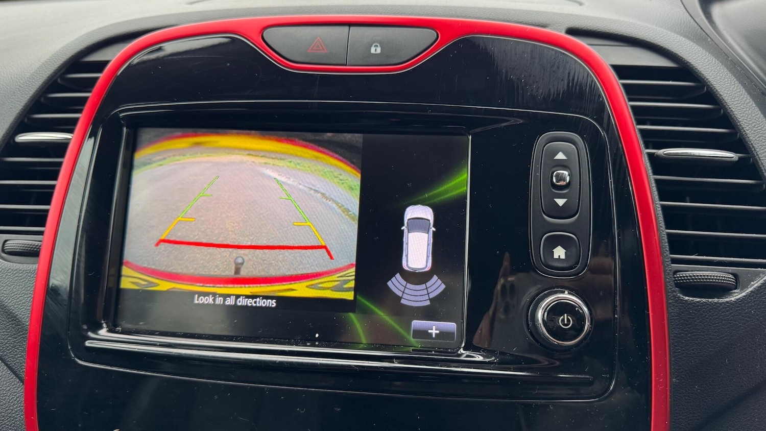 Used Renault Captur 2017 for sale - 76765687: Photo 40