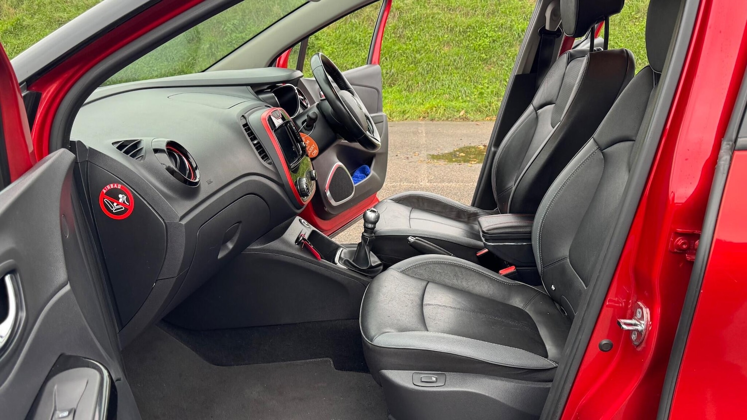 Used Renault Captur 2017 for sale - 76765687: Photo 44