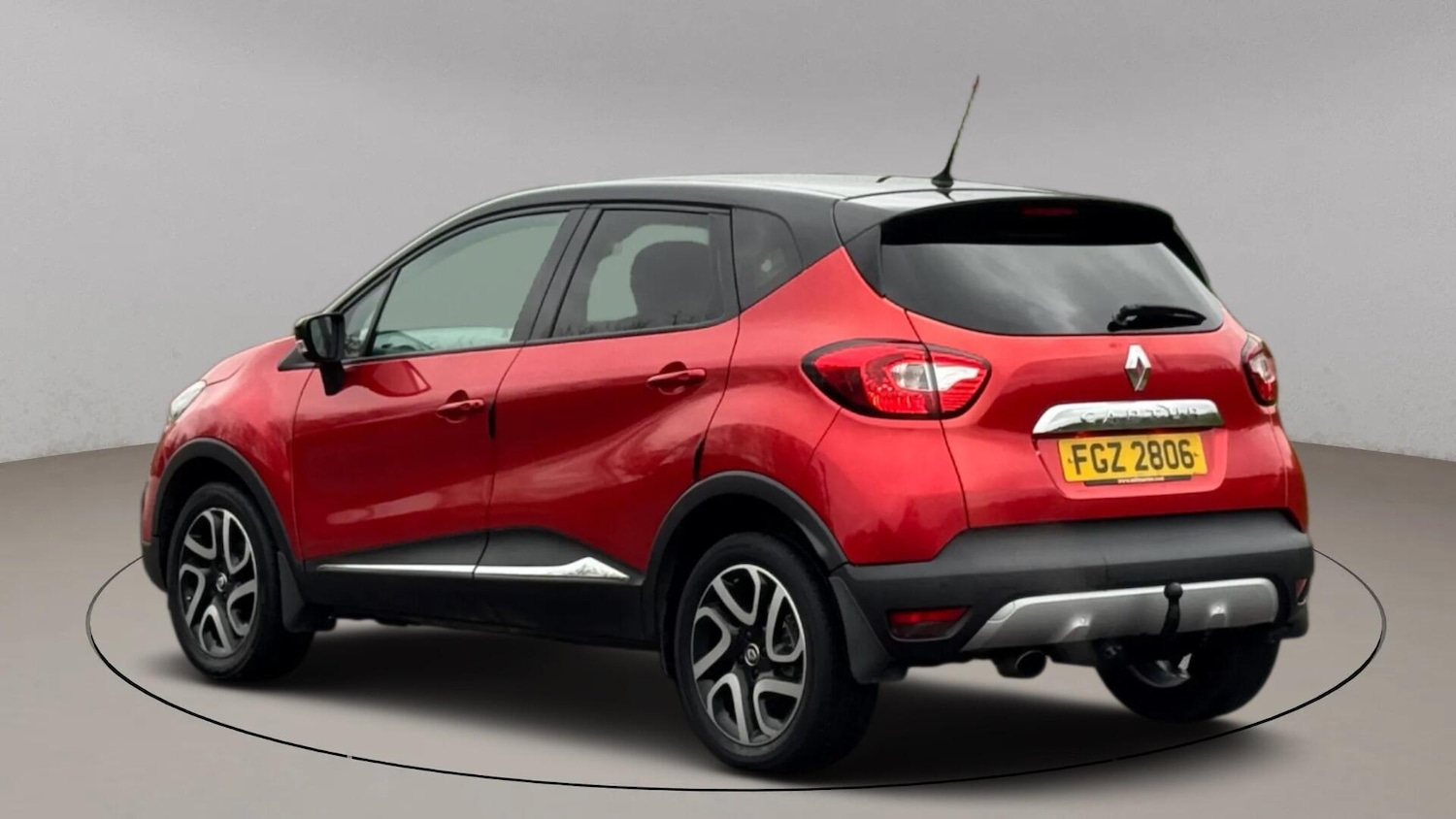 Used Renault Captur 2017 for sale - 76765687: Photo 5