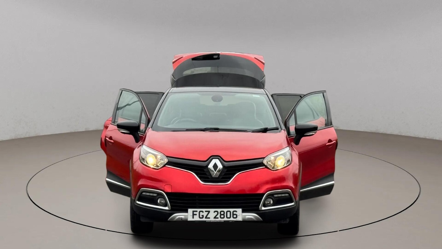 Used Renault Captur 2017 for sale - 76765687: Photo 8