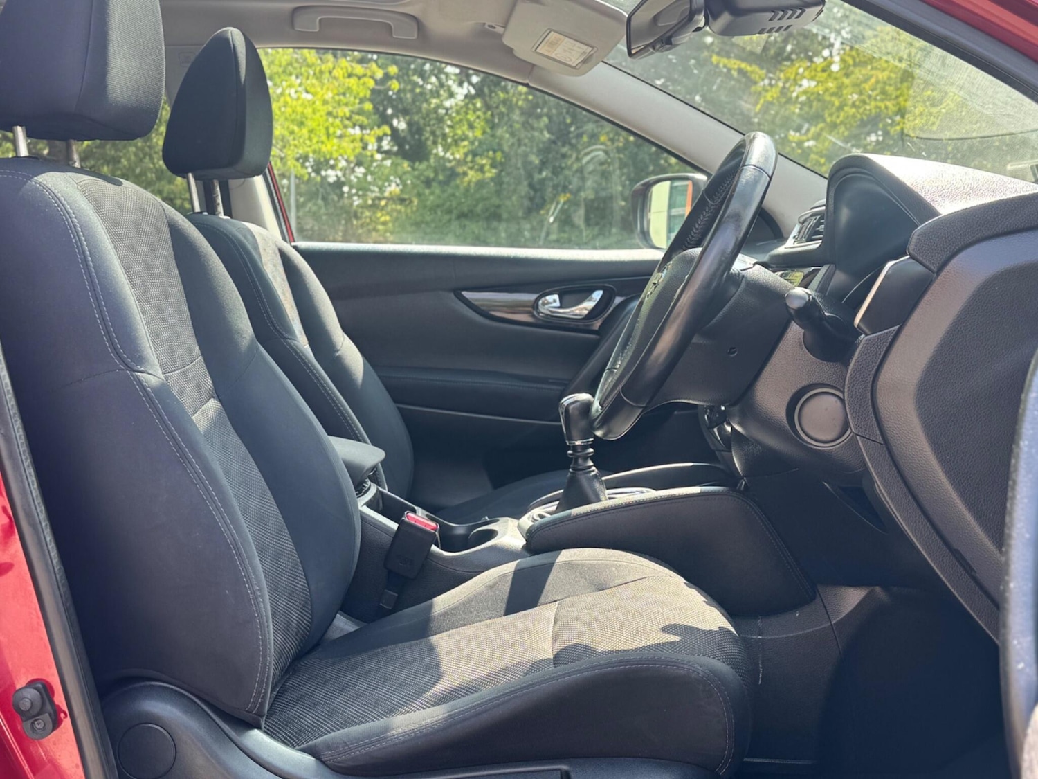 Used Nissan Qashqai 2015 for sale - 76585492: Photo 27