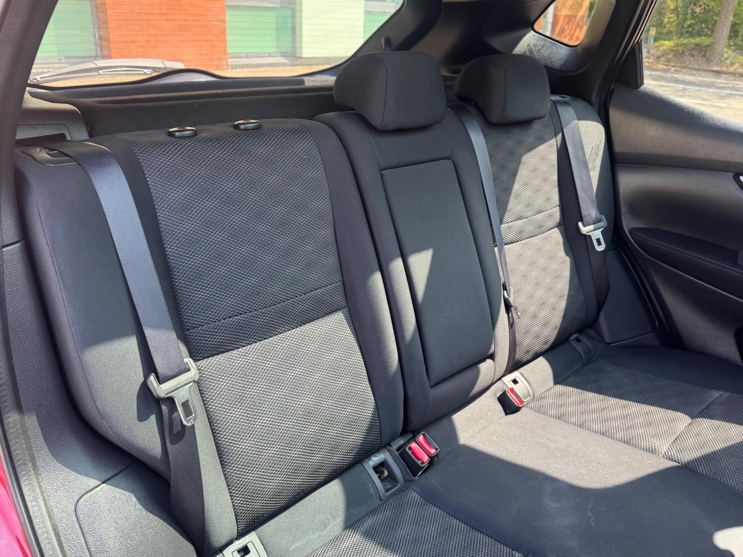 Used Nissan Qashqai 2015 for sale - 76585492: Photo 32