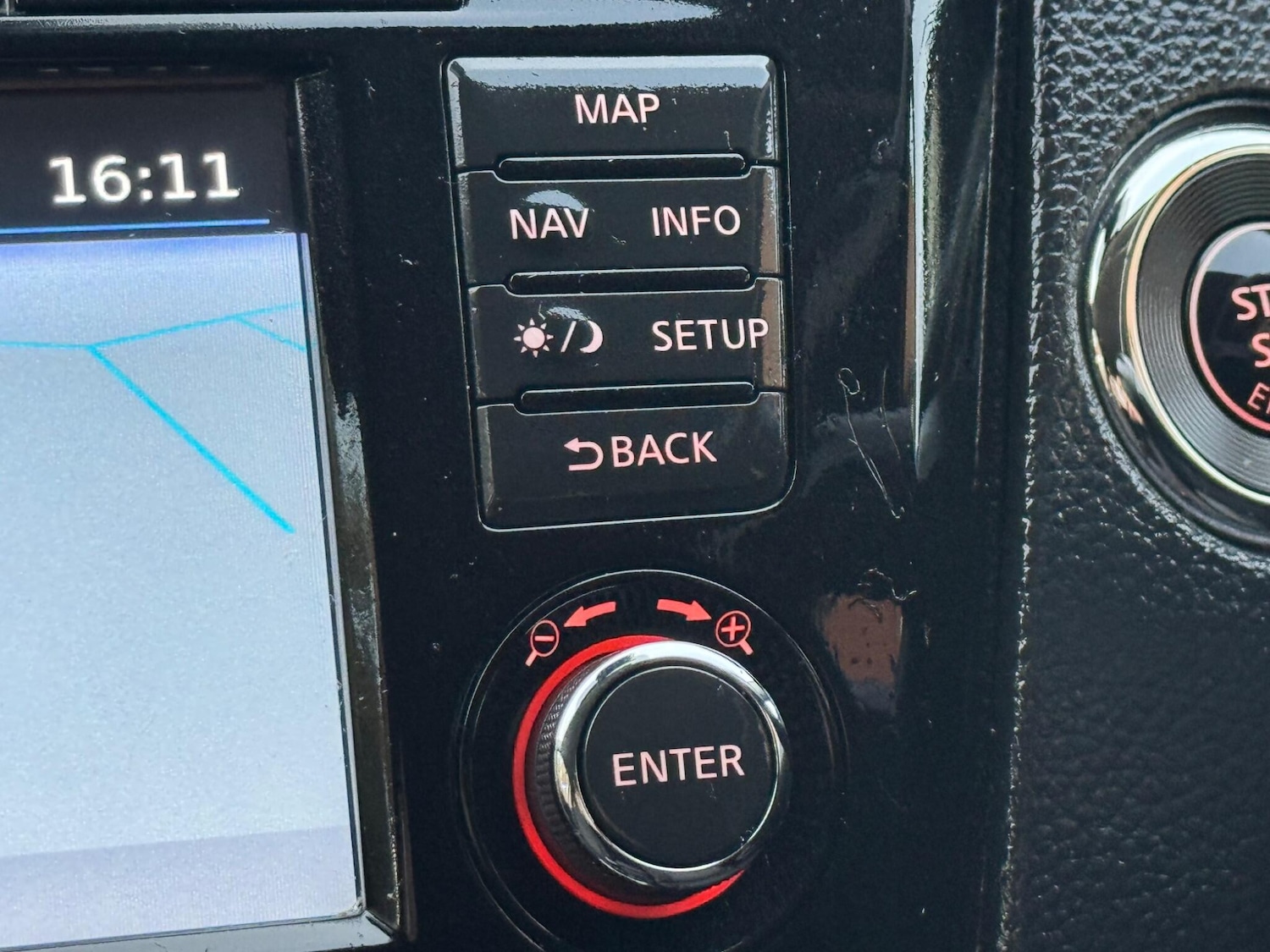 Used Nissan Qashqai for sale - 76992443: Photo 15