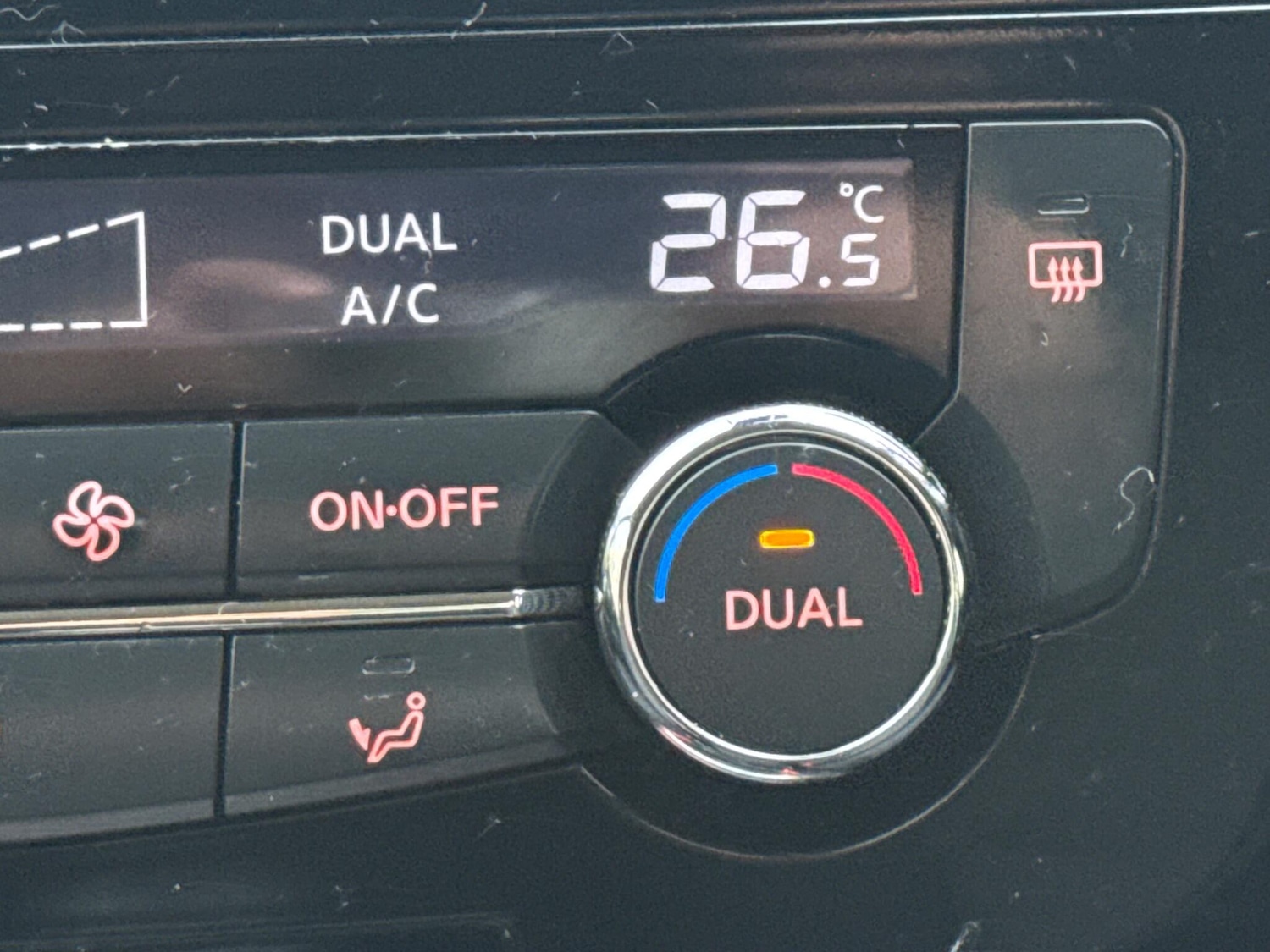 Used Nissan Qashqai for sale - 76992443: Photo 19