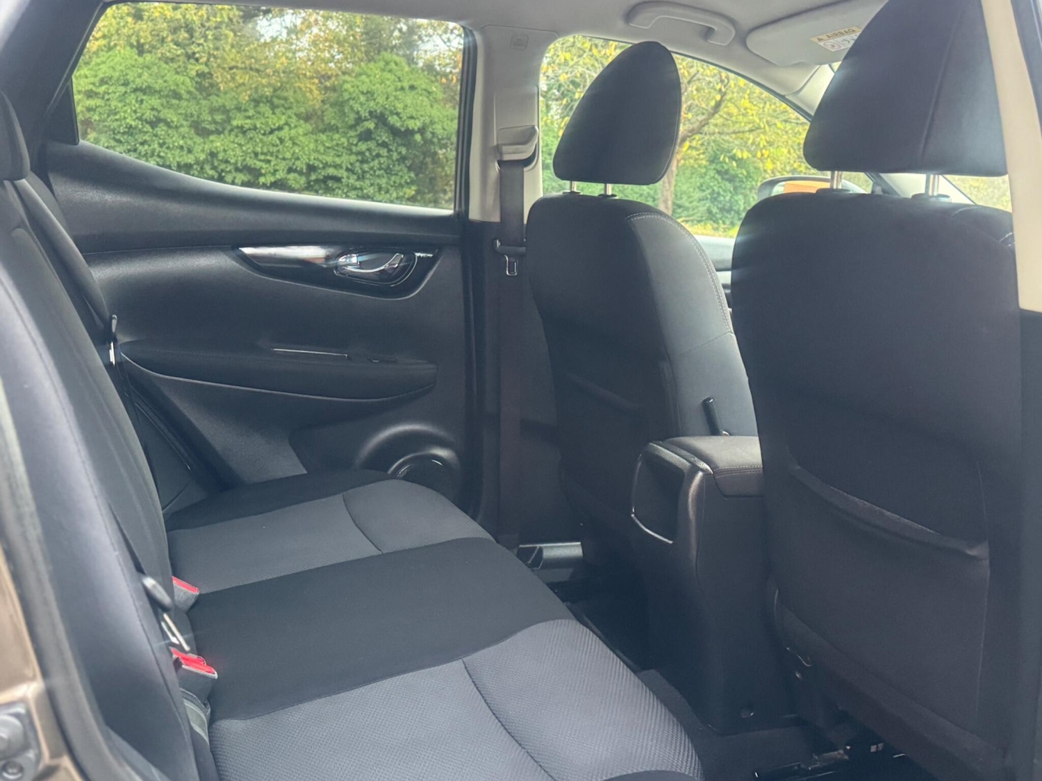 Used Nissan Qashqai for sale - 76992443: Photo 32