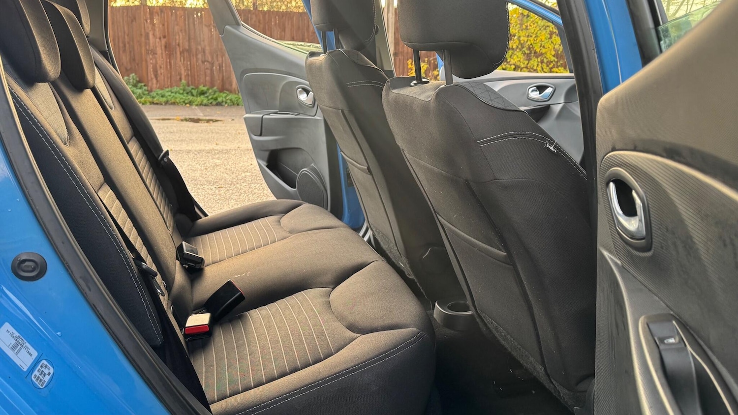 Used Renault Clio 2013 for sale - 76866105: Photo 25