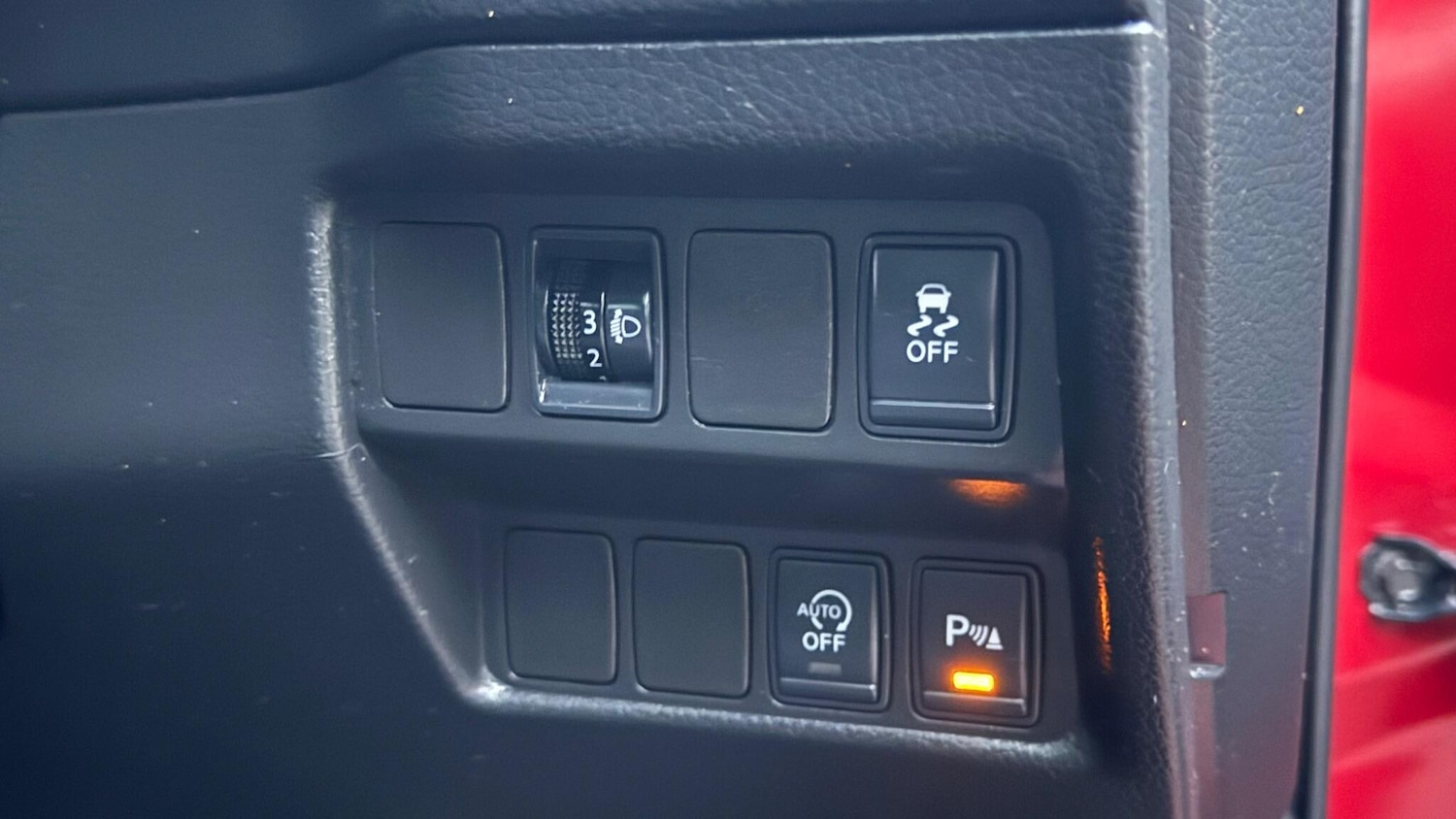 Used Nissan Qashqai 2014 for sale - 76597460: Photo 25