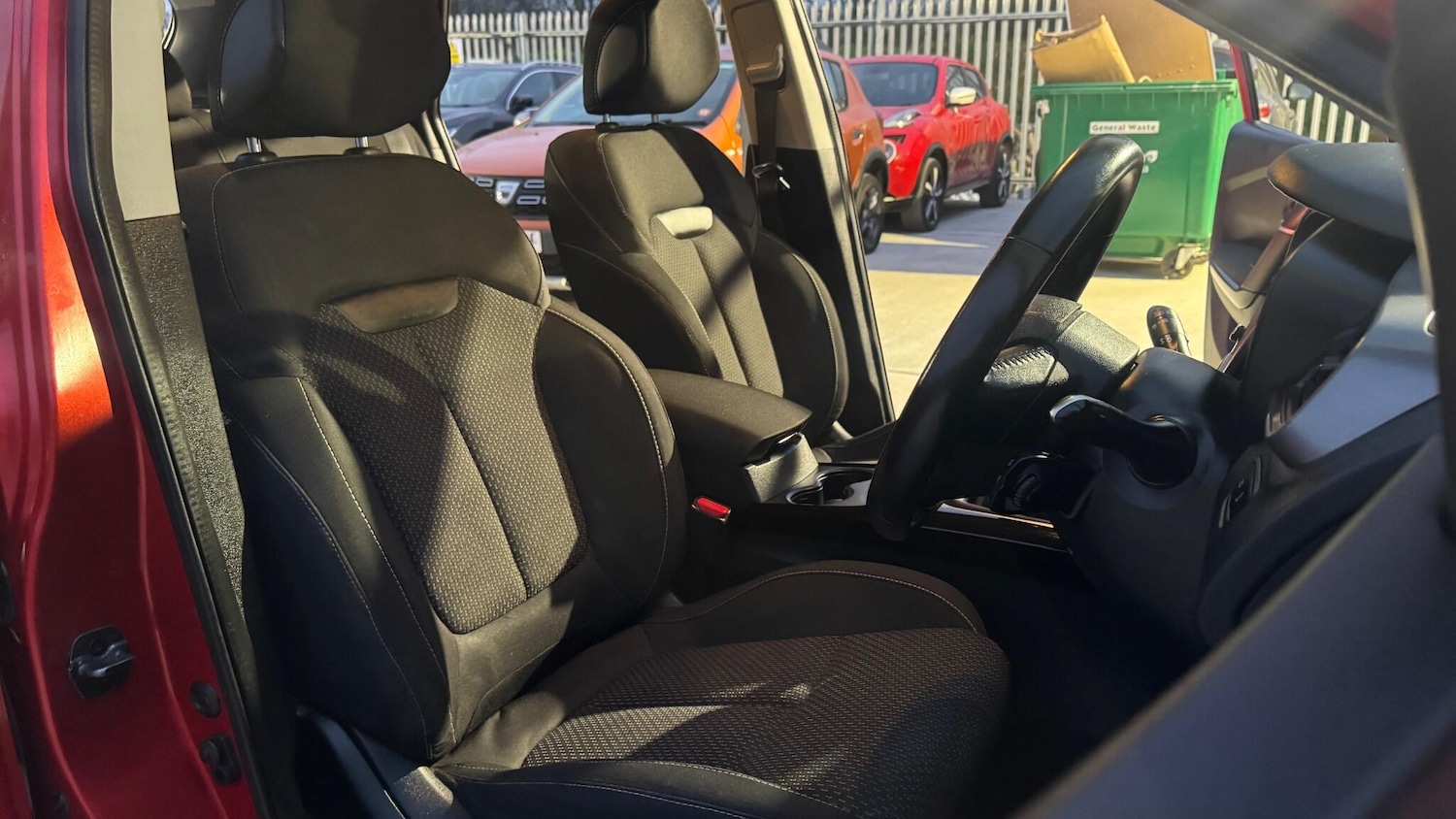 Used Renault Kadjar 2018 for sale - 77097914: Photo 24