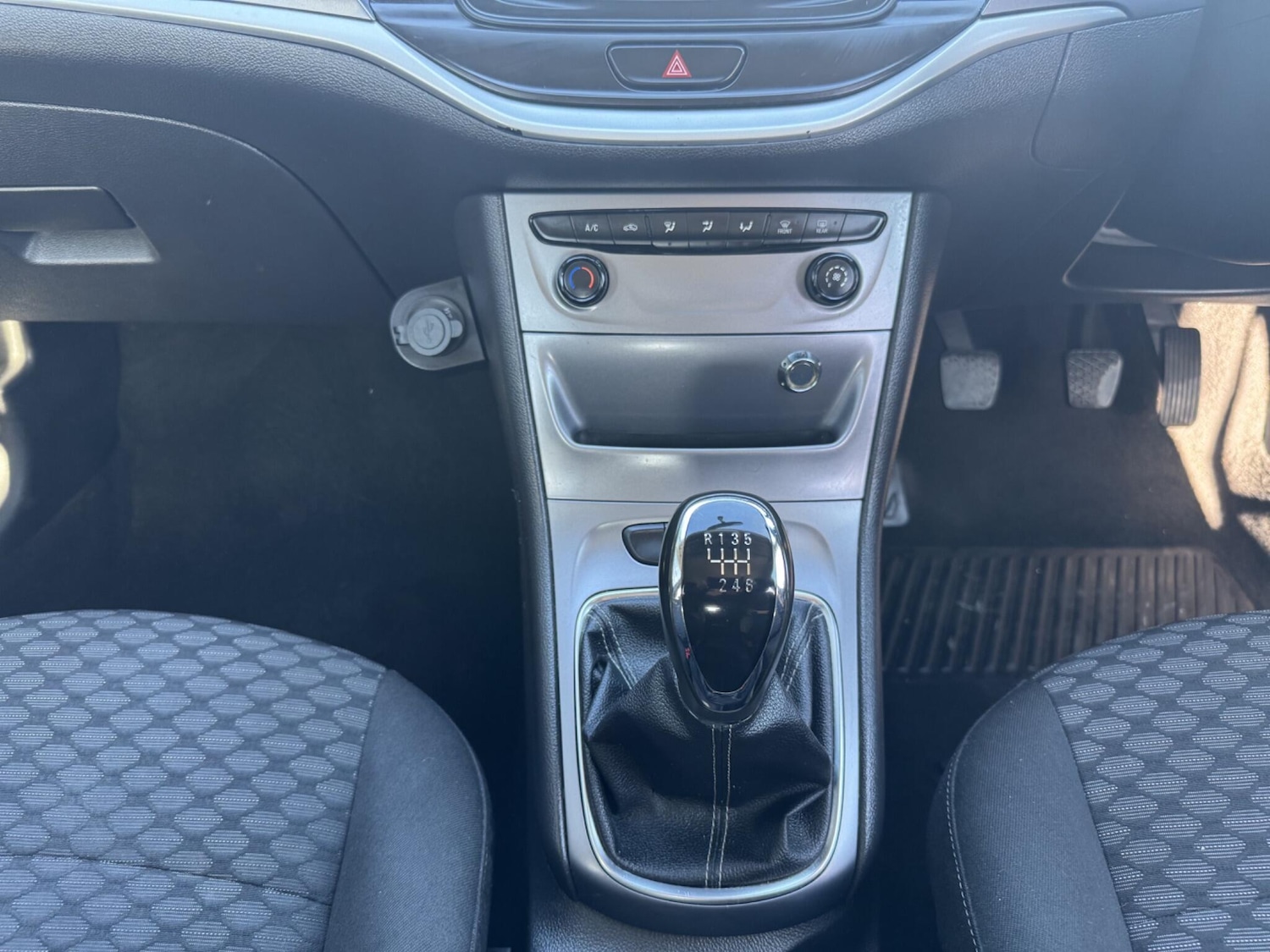 Used Vauxhall Astra for sale - 77737036: Photo 21