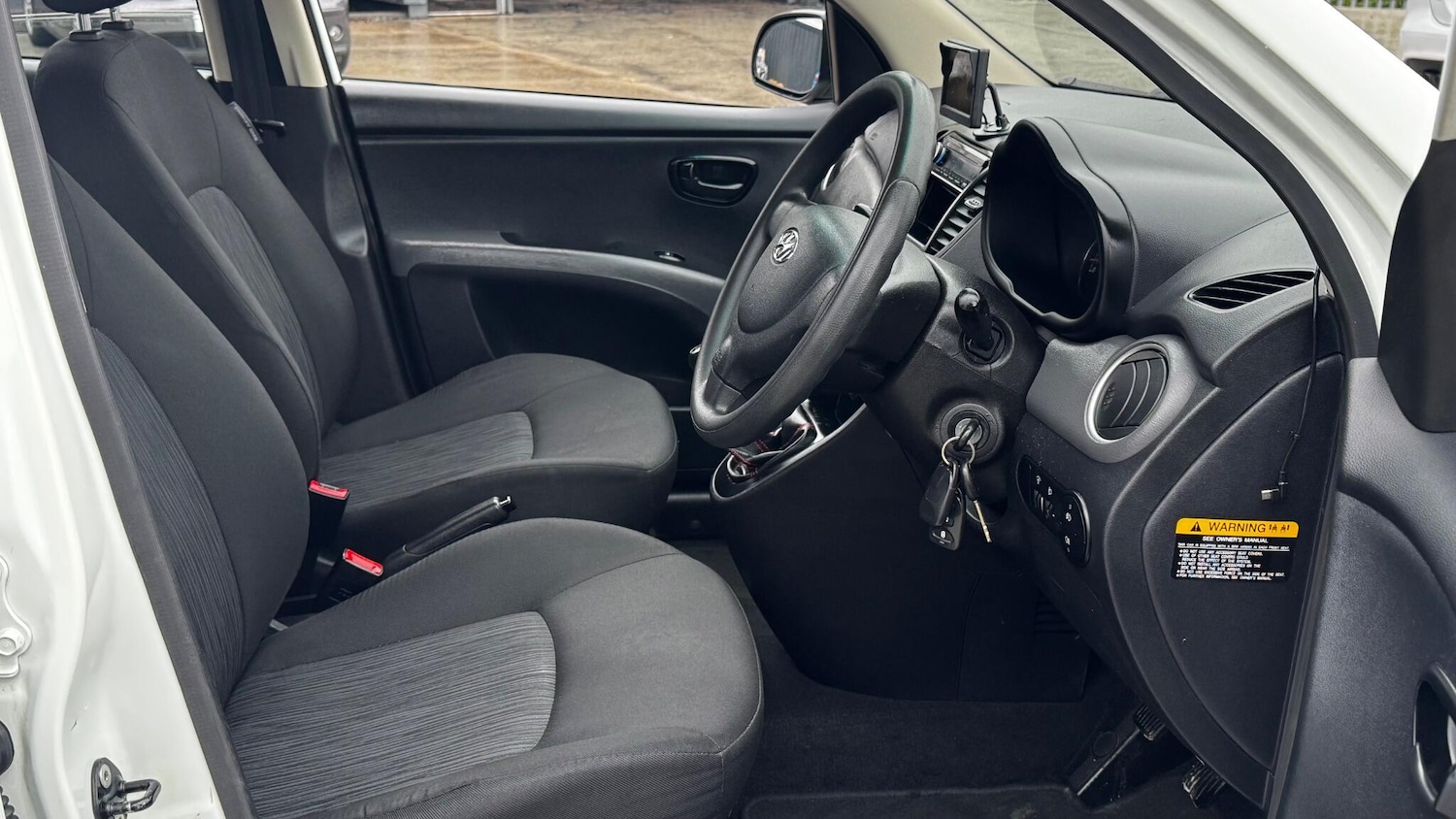 Used Hyundai i10 2012 for sale - 77255065: Photo 16