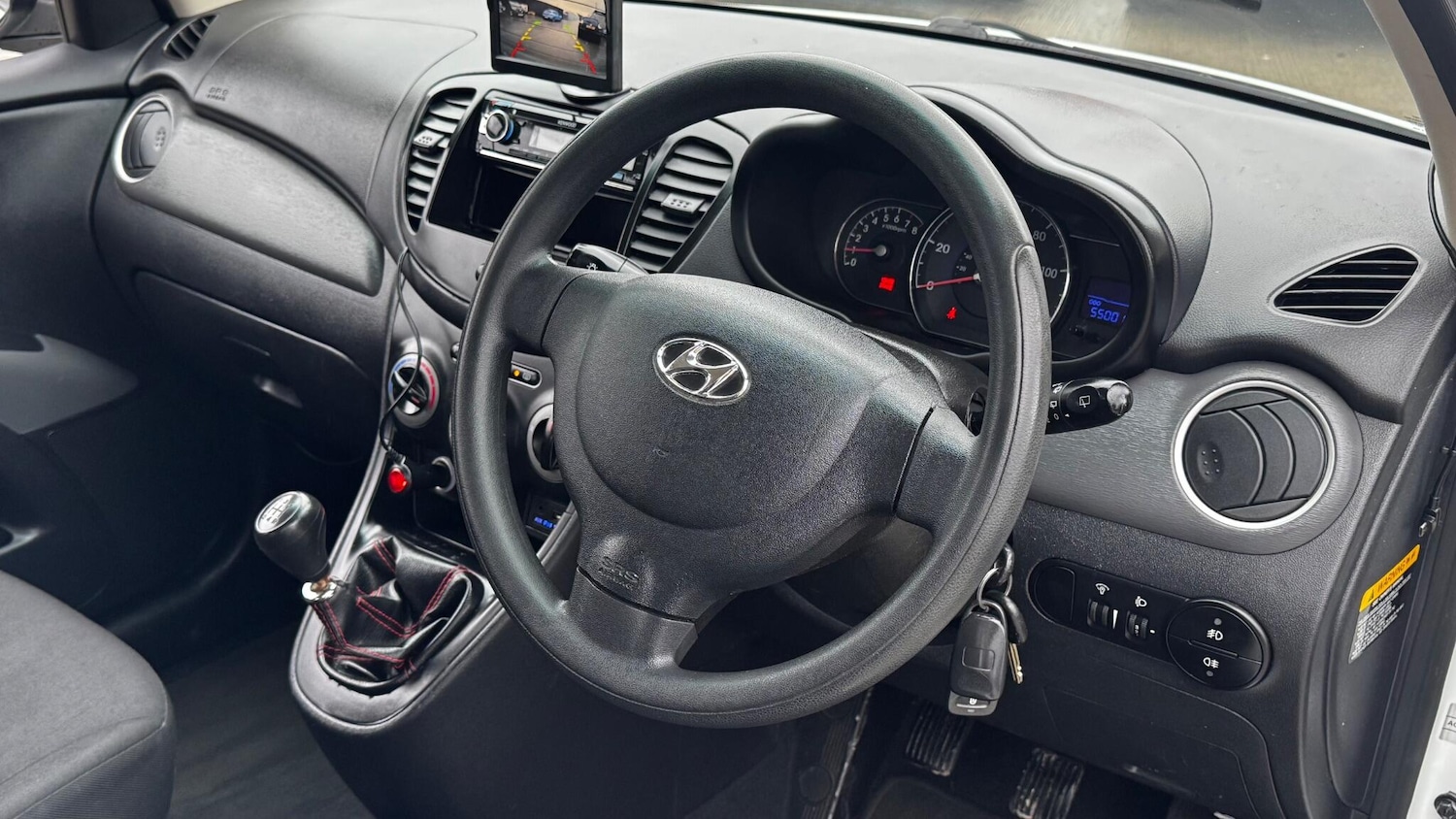 Used Hyundai i10 2012 for sale - 77255065: Photo 29