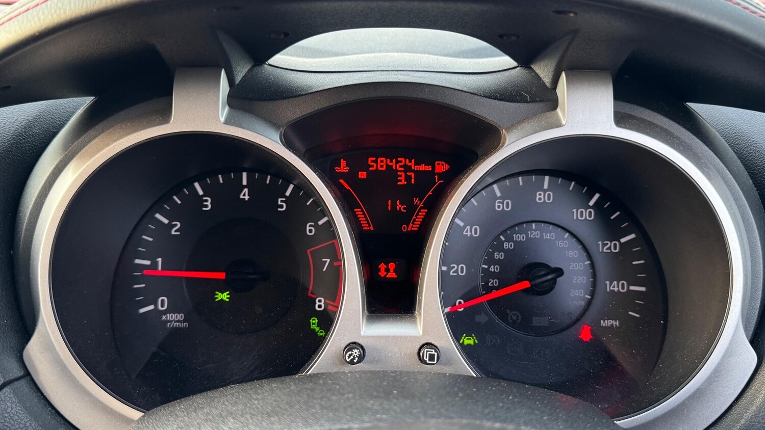 Used Nissan Juke 2015 for sale - 76953213: Photo 30