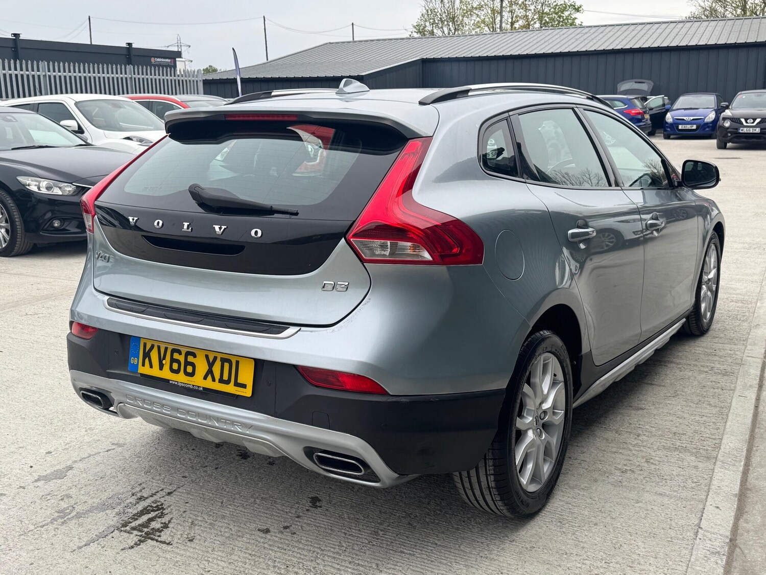 Used Volvo V40 Cross Country for sale - 78214664: Photo 18