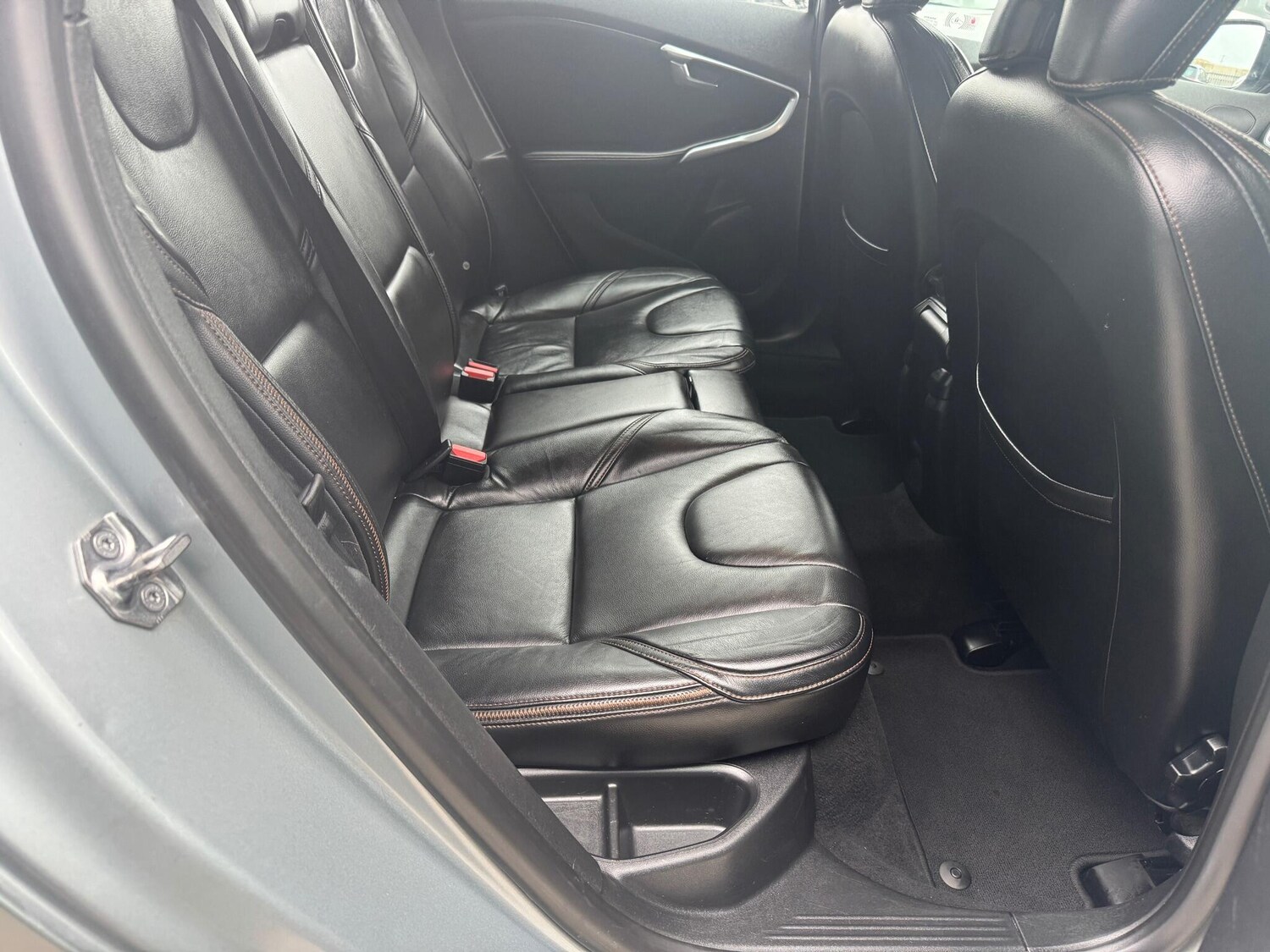 Used Volvo V40 Cross Country for sale - 78214664: Photo 24