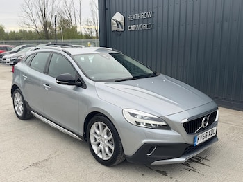 Used Volvo V40 Cross Country 2016 for sale - 78214664: Photo
