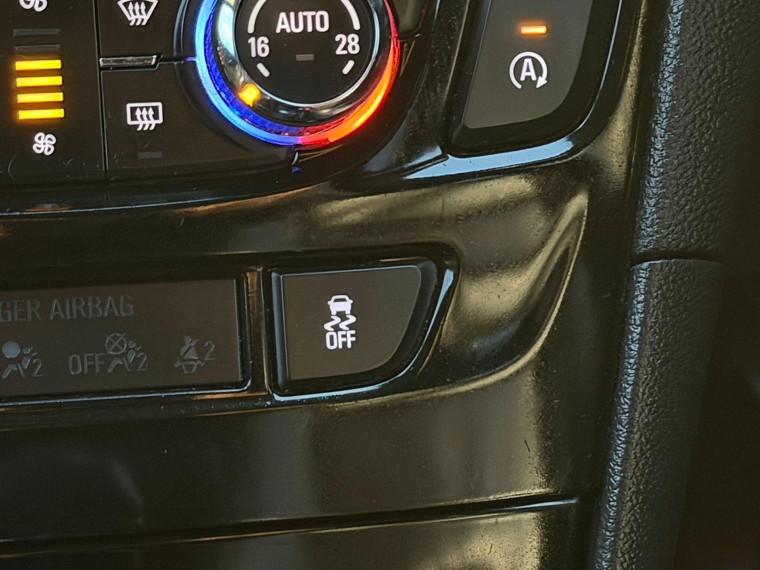 Used Vauxhall Mokka X 2018 for sale - 77496582: Photo 29