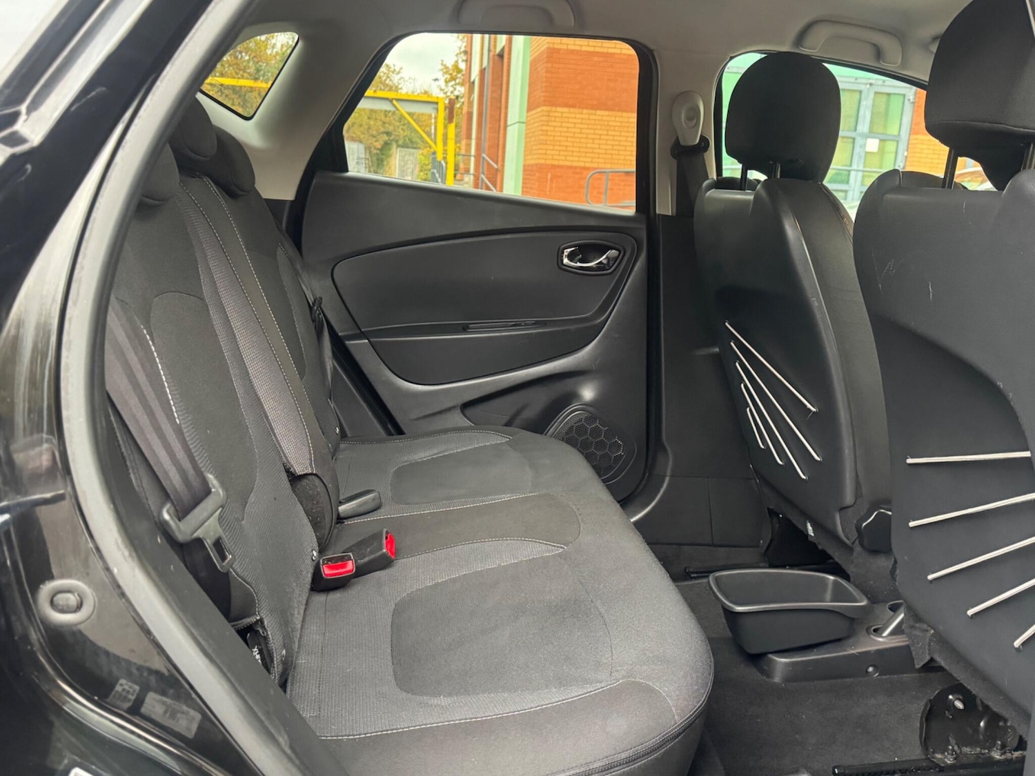 Used Renault Captur 2014 for sale - 76994105: Photo 30