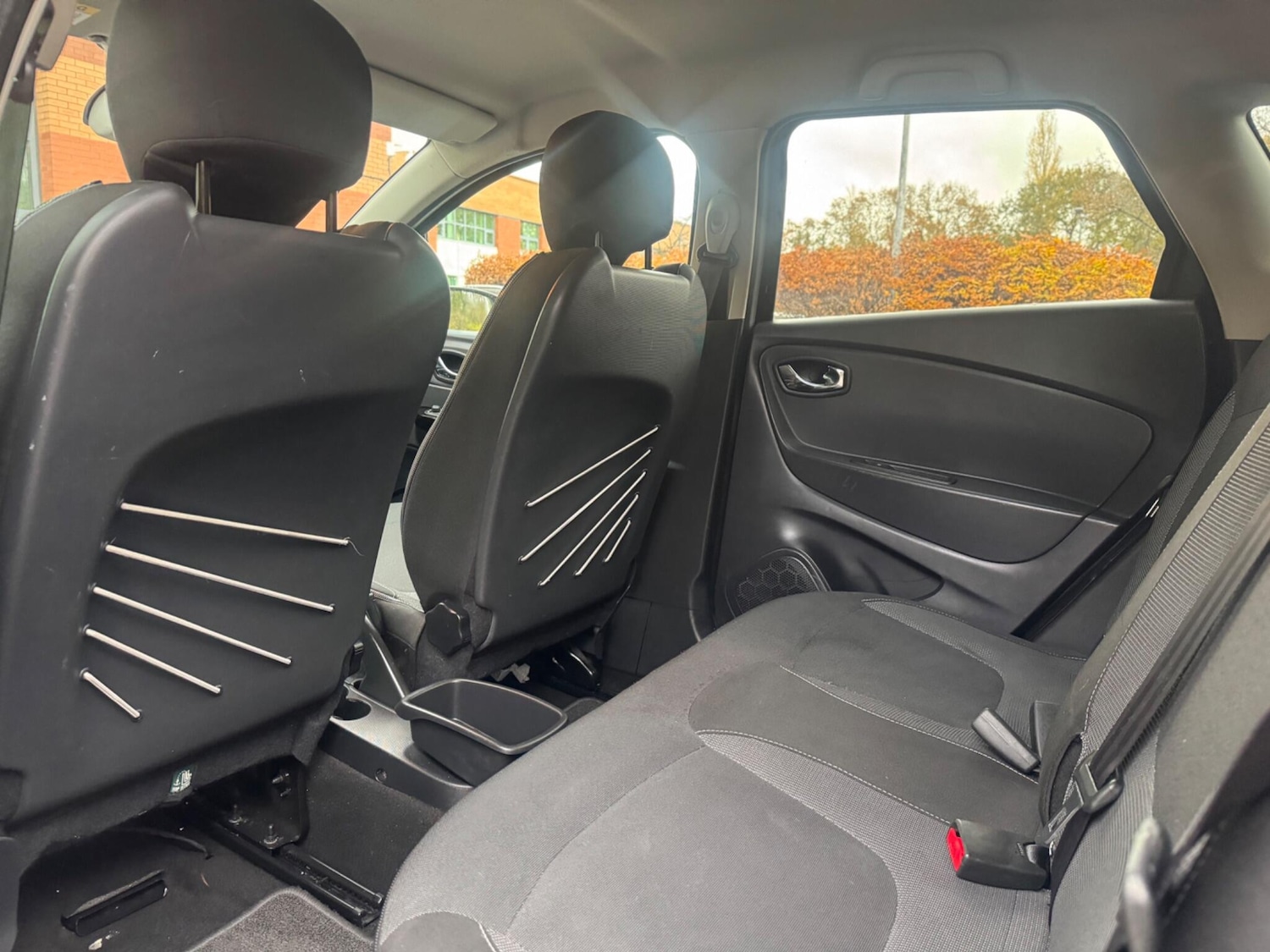 Used Renault Captur 2014 for sale - 76994105: Photo 38