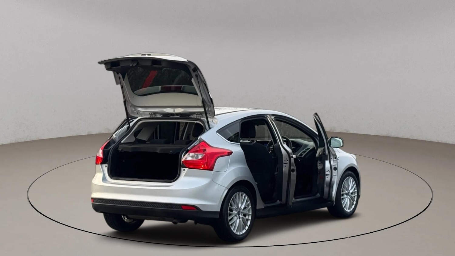 Used Ford Focus 2011 for sale - 77175655: Photo 15