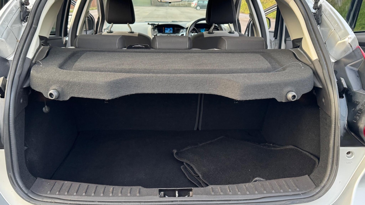 Used Ford Focus 2011 for sale - 77175655: Photo 35