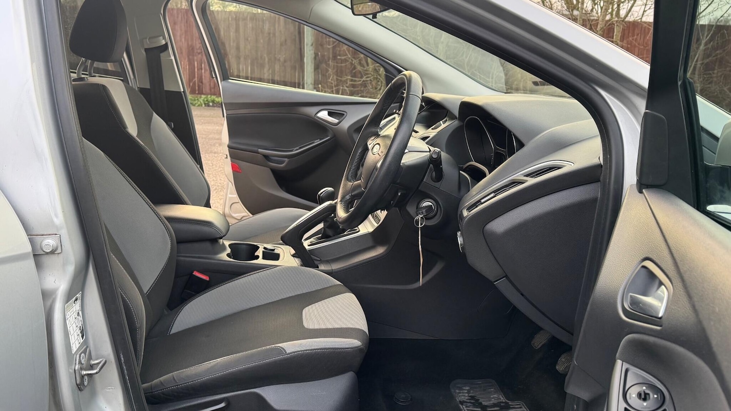 Used Ford Focus 2011 for sale - 77175655: Photo 40