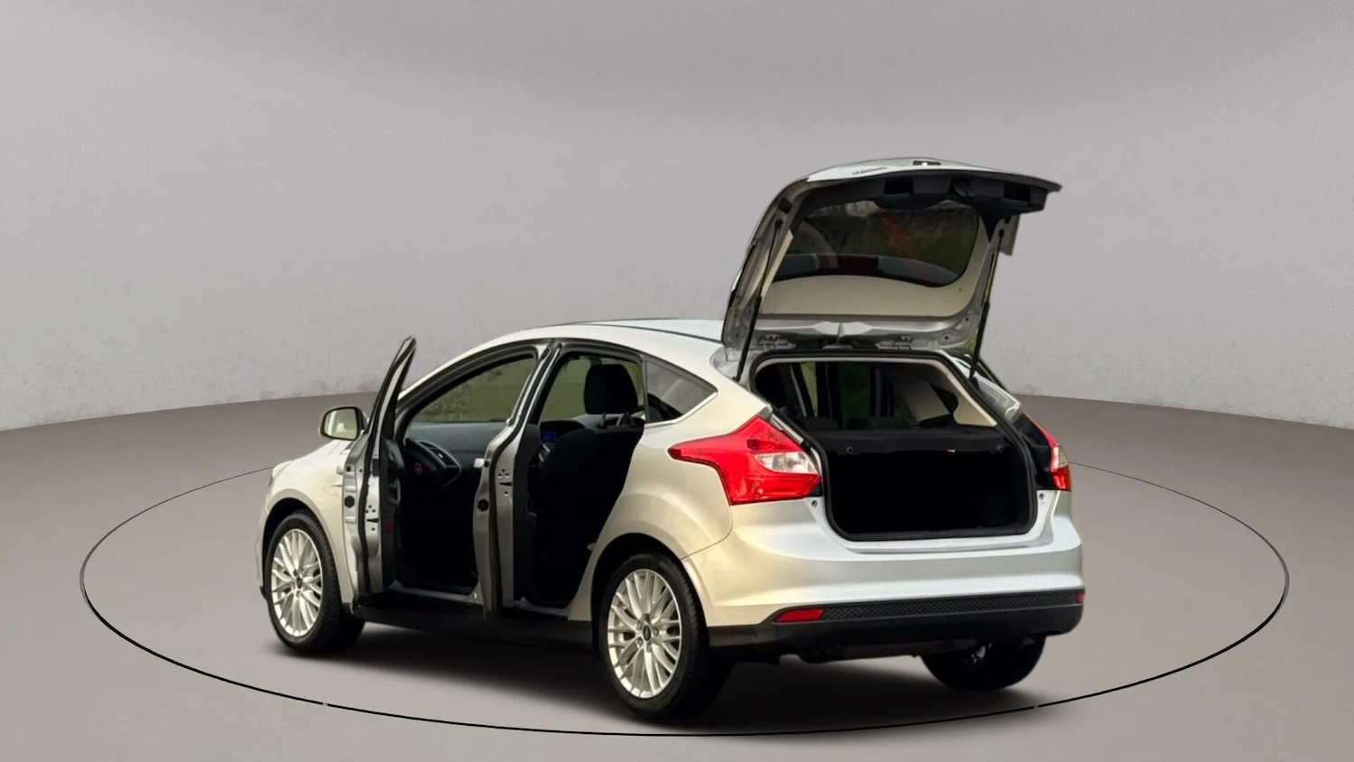 Used Ford Focus 2011 for sale - 77175655: Photo 5