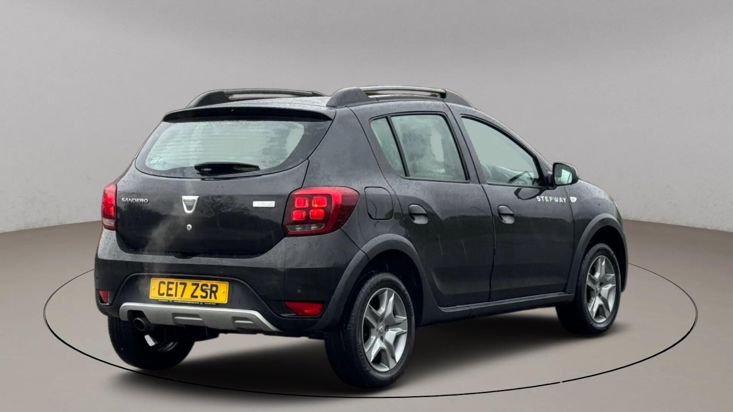 Used Dacia Sandero Stepway 2017 for sale - 76865471: Photo 16