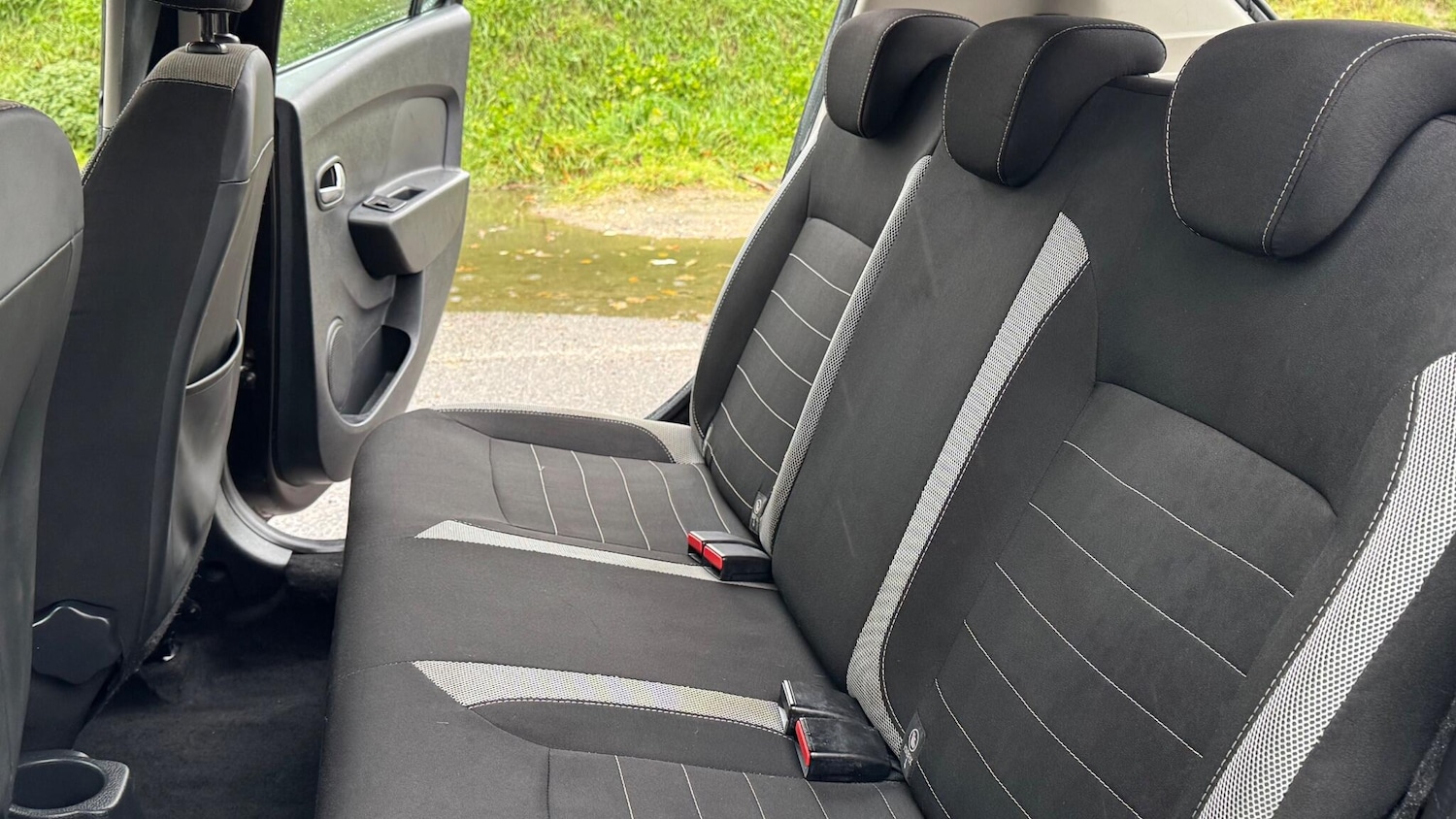 Used Dacia Sandero Stepway 2017 for sale - 76865471: Photo 24