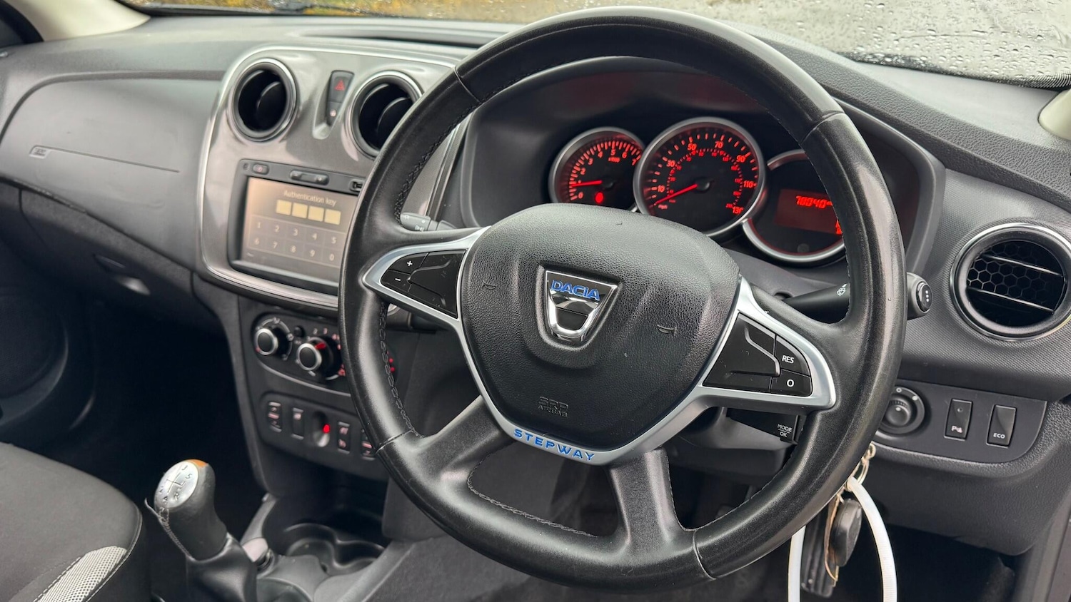 Used Dacia Sandero Stepway 2017 for sale - 76865471: Photo 34