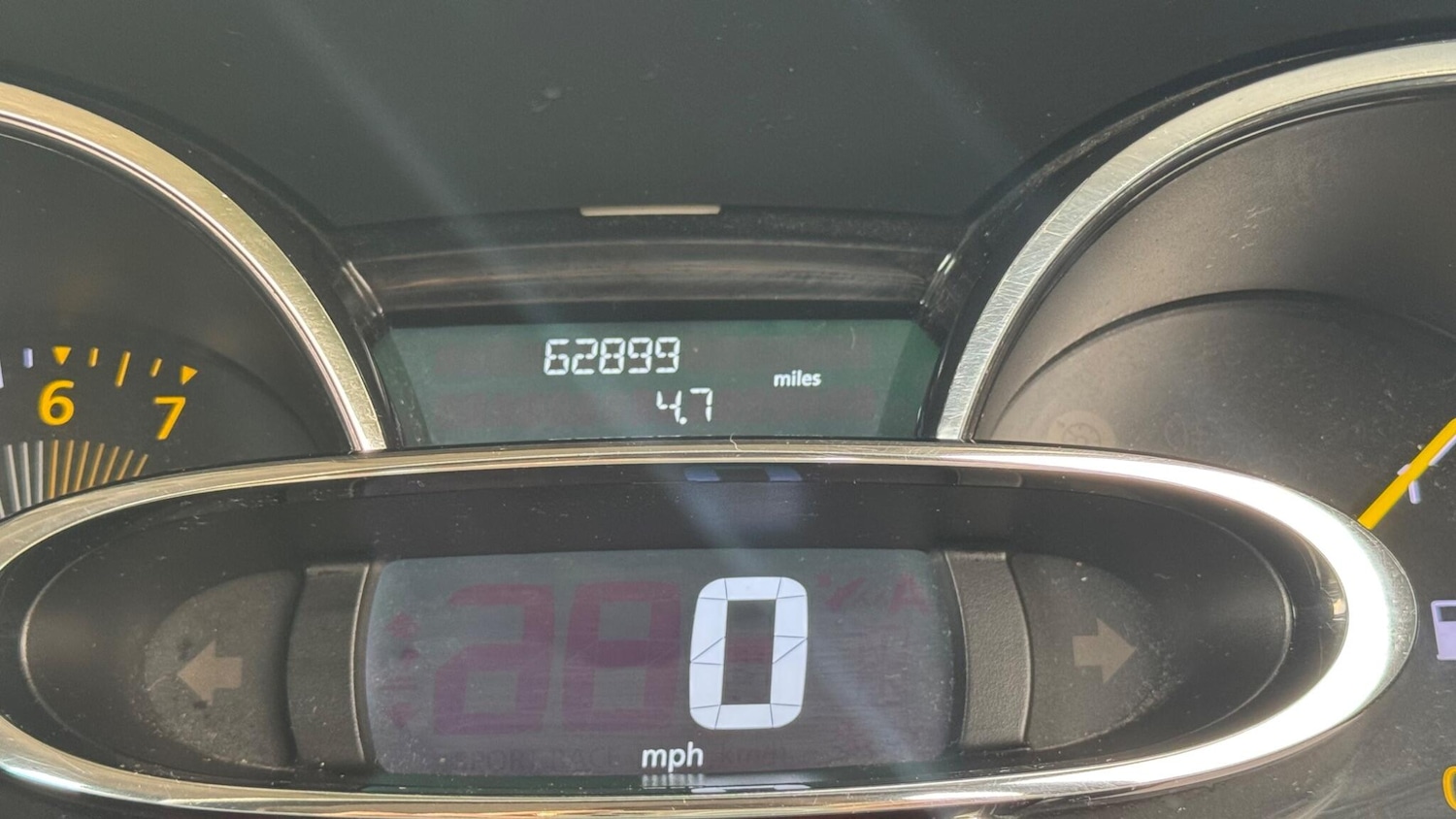 Used Renault Clio 2013 for sale - 77396650: Photo 31