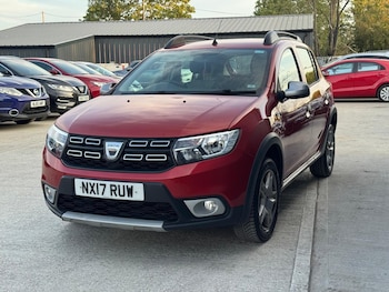 Used Dacia Sandero Stepway 2017 for sale - 79396139: Photo
