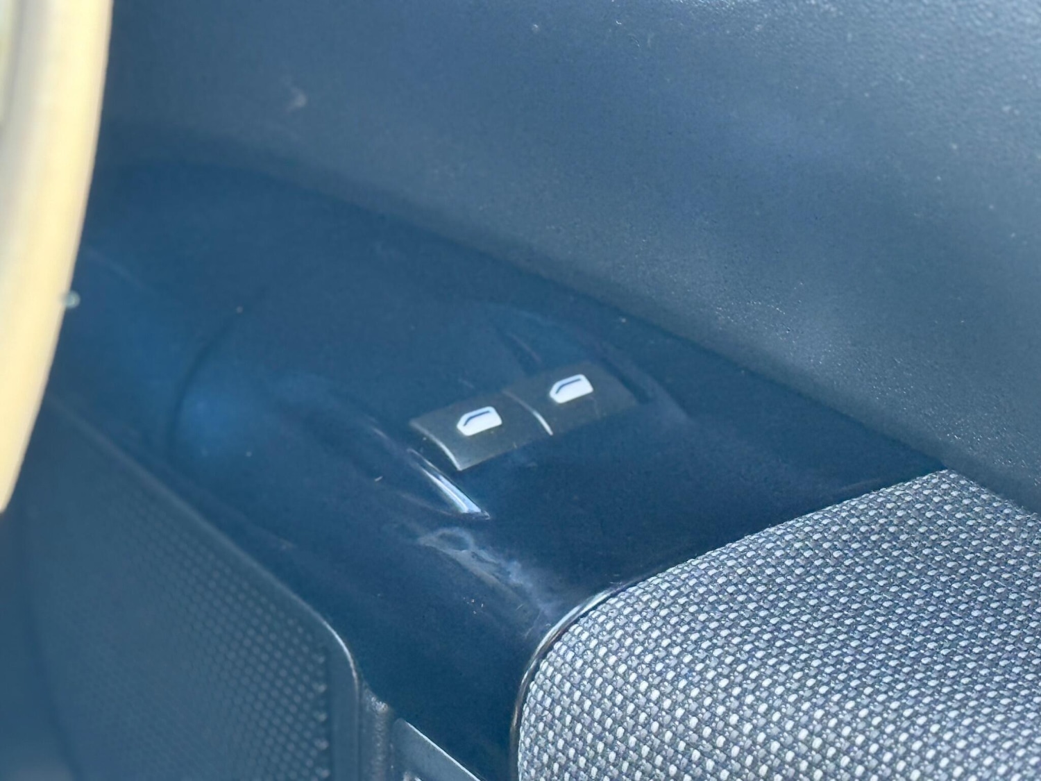 Used Citroen C4 Cactus 2016 for sale - 76584053: Photo 29