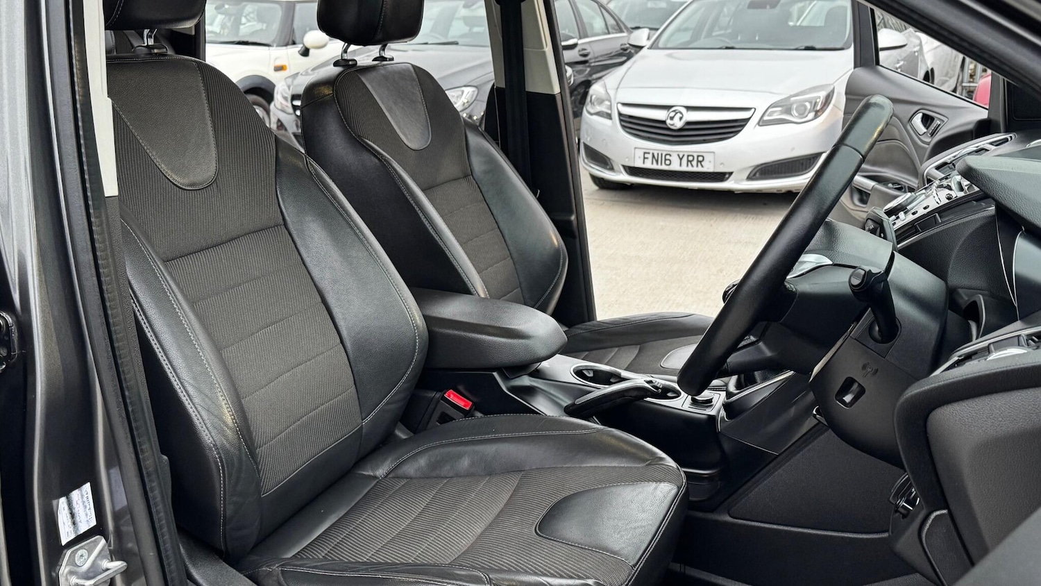 Used Ford Kuga 2015 for sale - 77344881: Photo 24