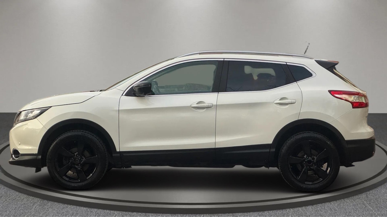 Used Nissan Qashqai 2015 for sale - 76671269: Photo 11