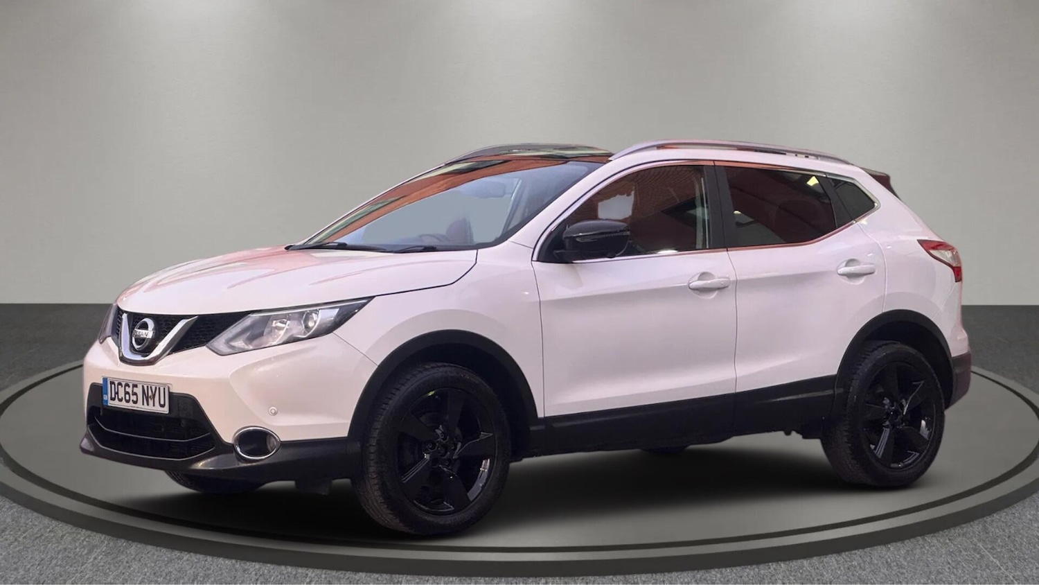 Used Nissan Qashqai 2015 for sale - 76671269: Photo 4