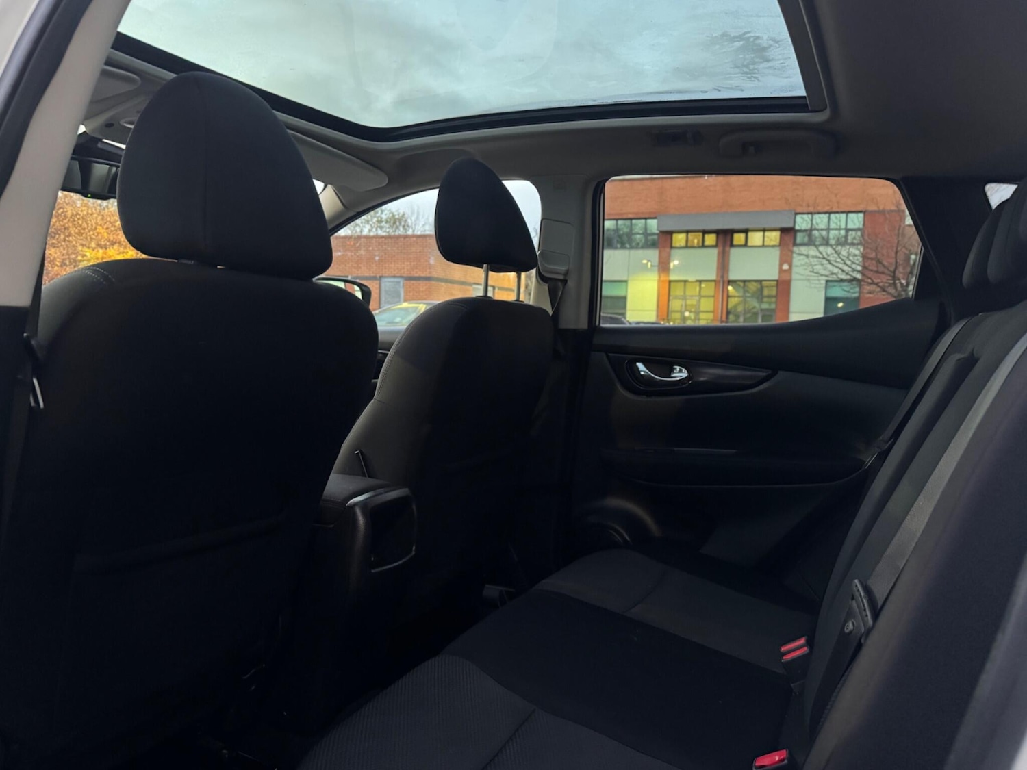 Used Nissan Qashqai 2015 for sale - 76671269: Photo 41