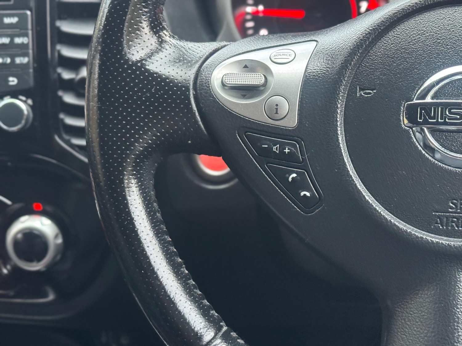 Used Nissan Juke 2017 for sale - 76584614: Photo 28