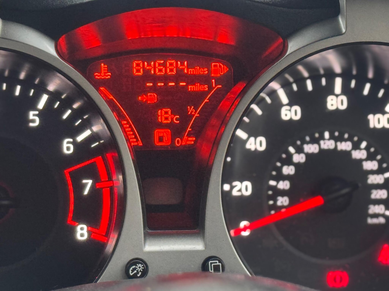 Used Nissan Juke 2017 for sale - 76584614: Photo 30