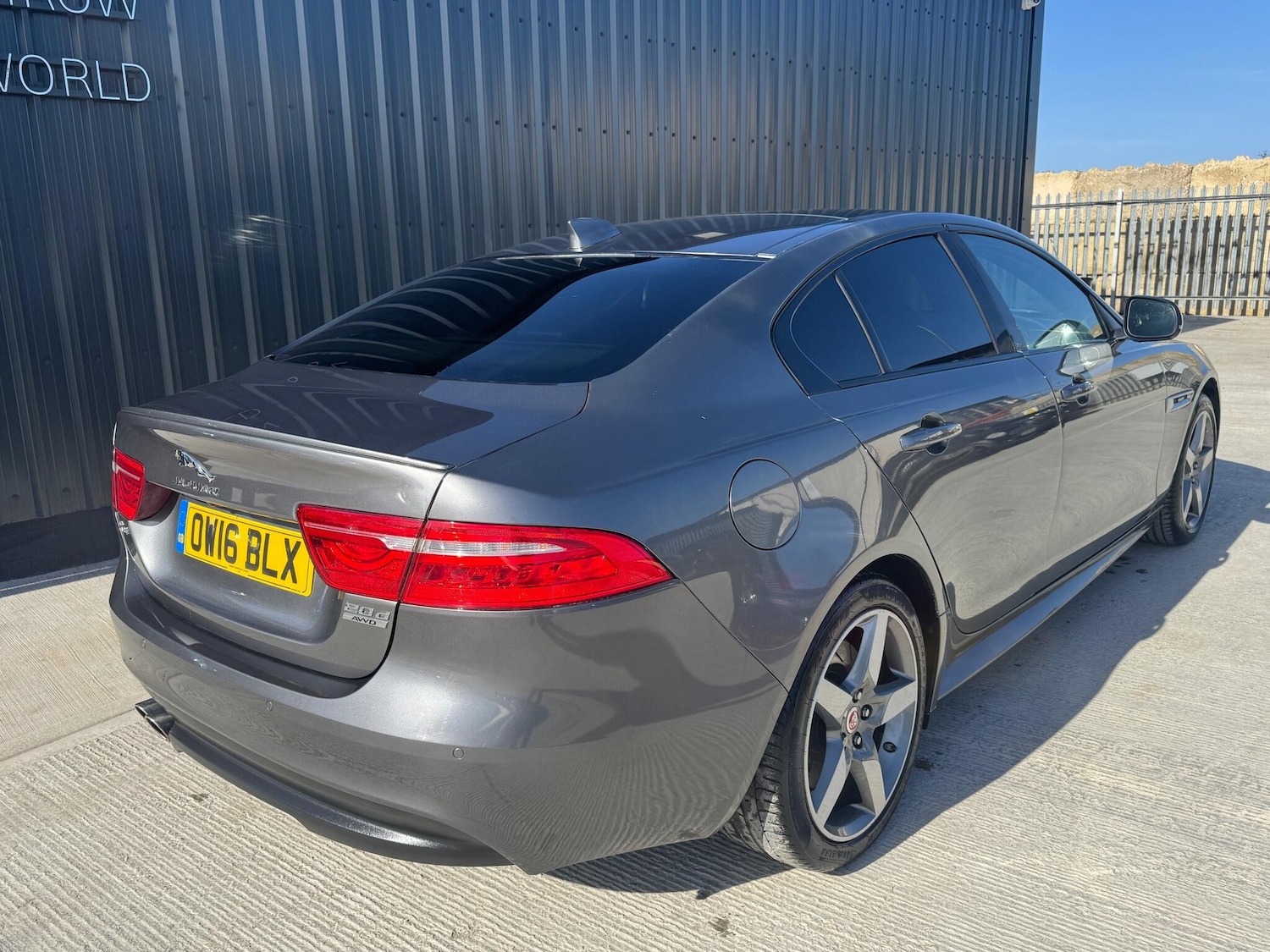 Used Jaguar XE 2016 for sale - 77925449: Photo 21