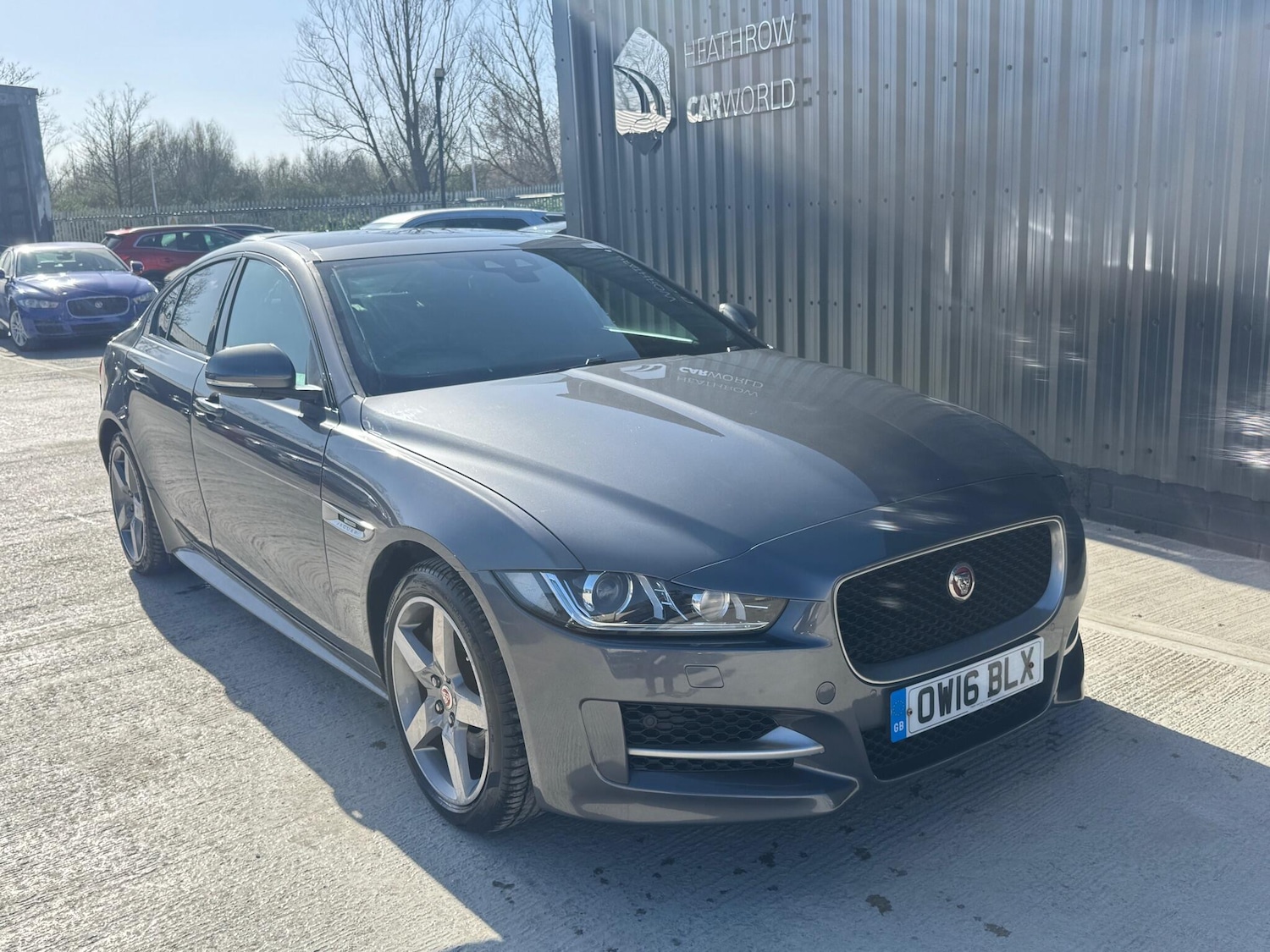 Used Jaguar XE 2016 for sale - 77925449: Photo 3