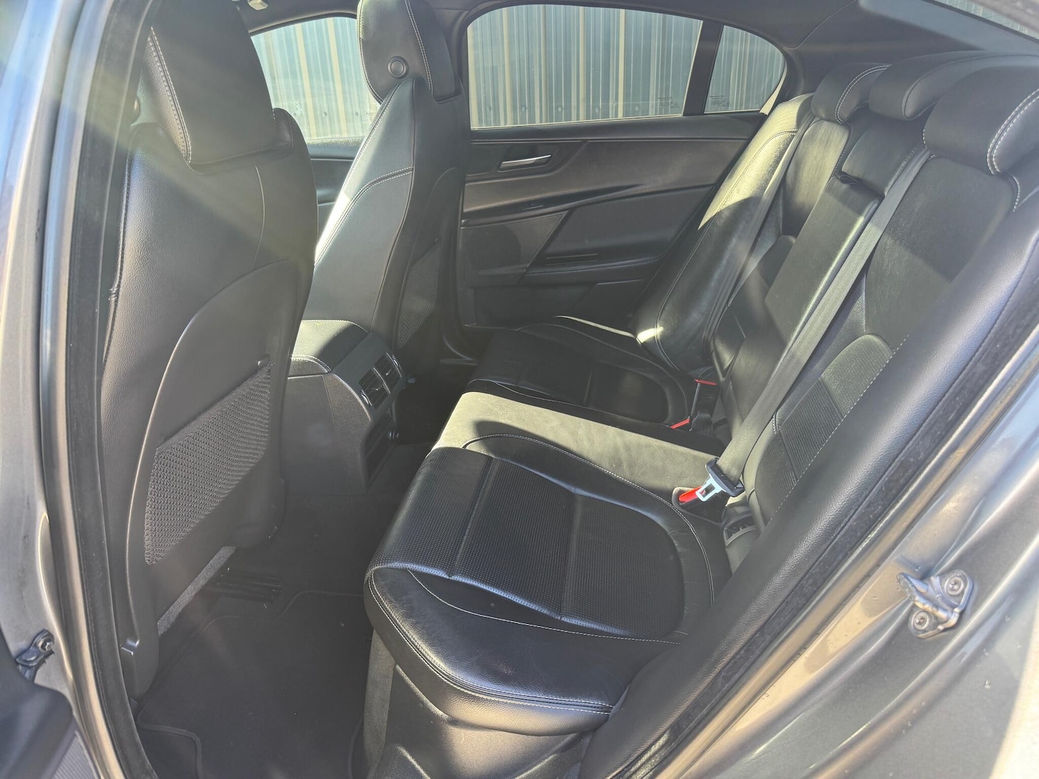 Used Jaguar XE 2016 for sale - 77925449: Photo 31