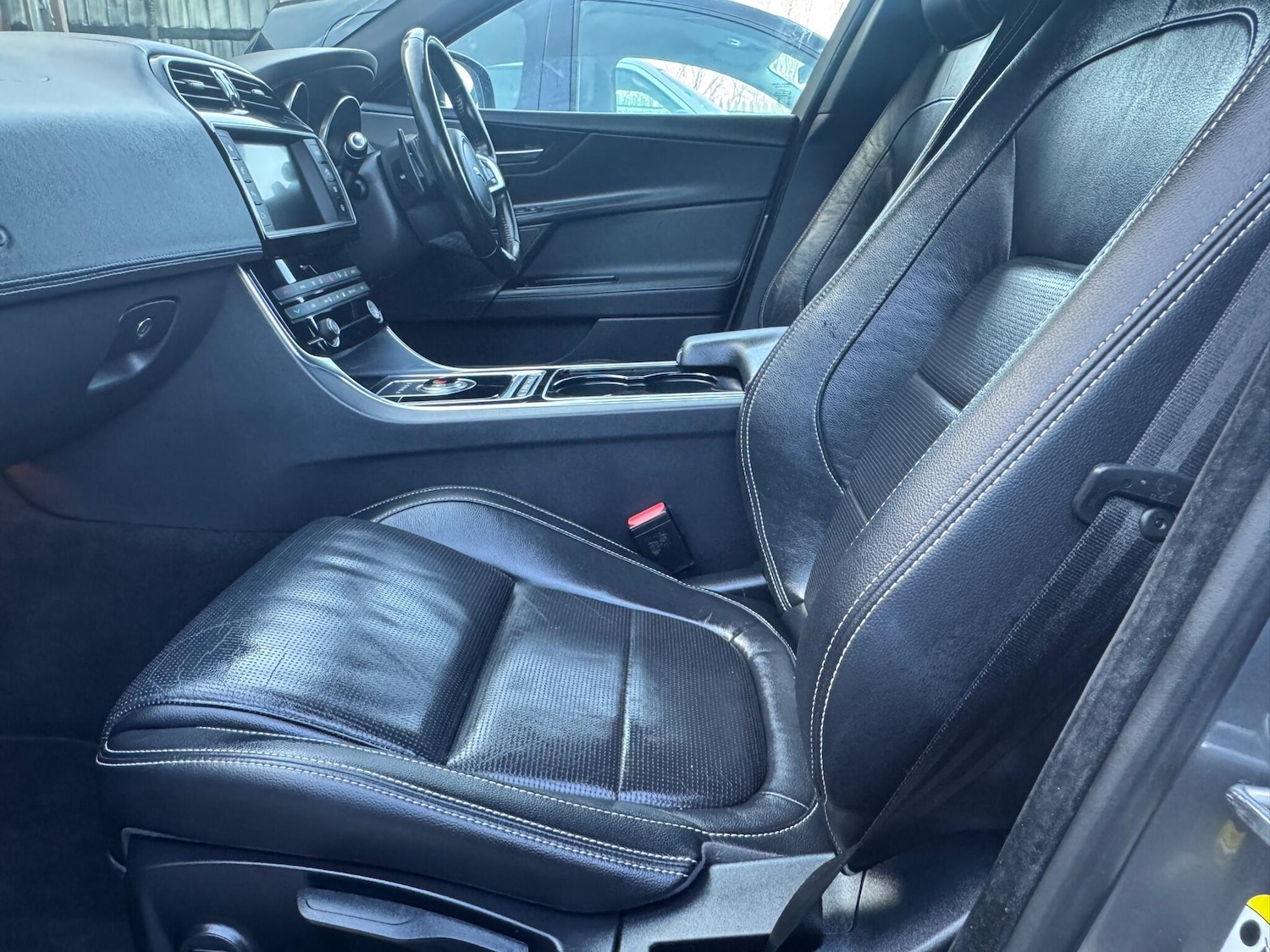 Used Jaguar XE 2016 for sale - 77925449: Photo 56