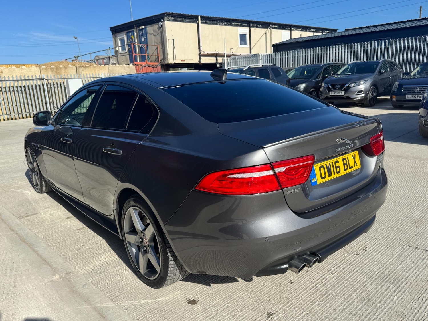 Used Jaguar XE 2016 for sale - 77925449: Photo 7