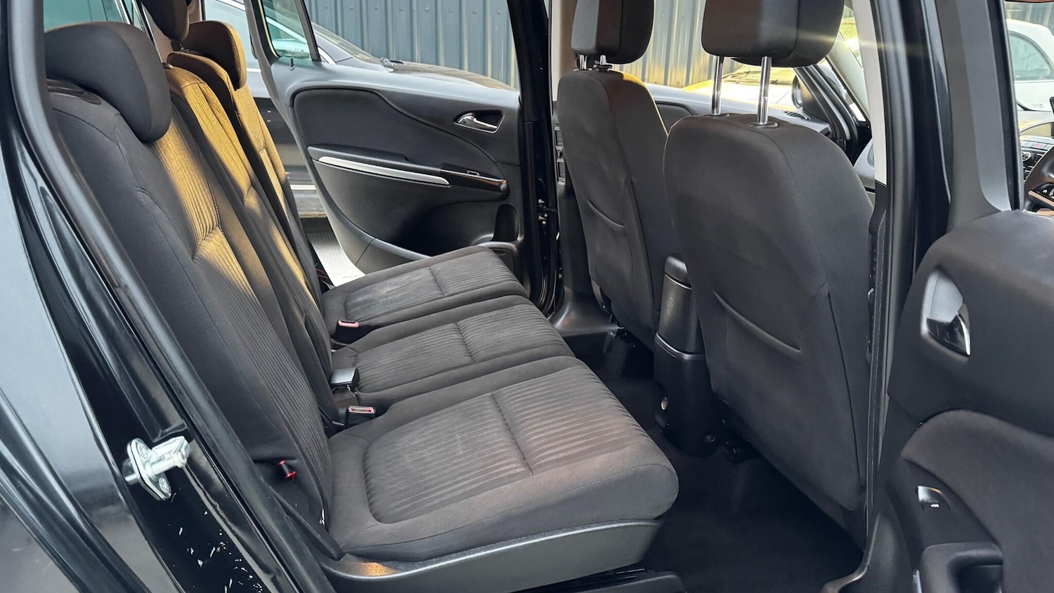 Used Vauxhall Zafira 2014 for sale - 77345125: Photo 23