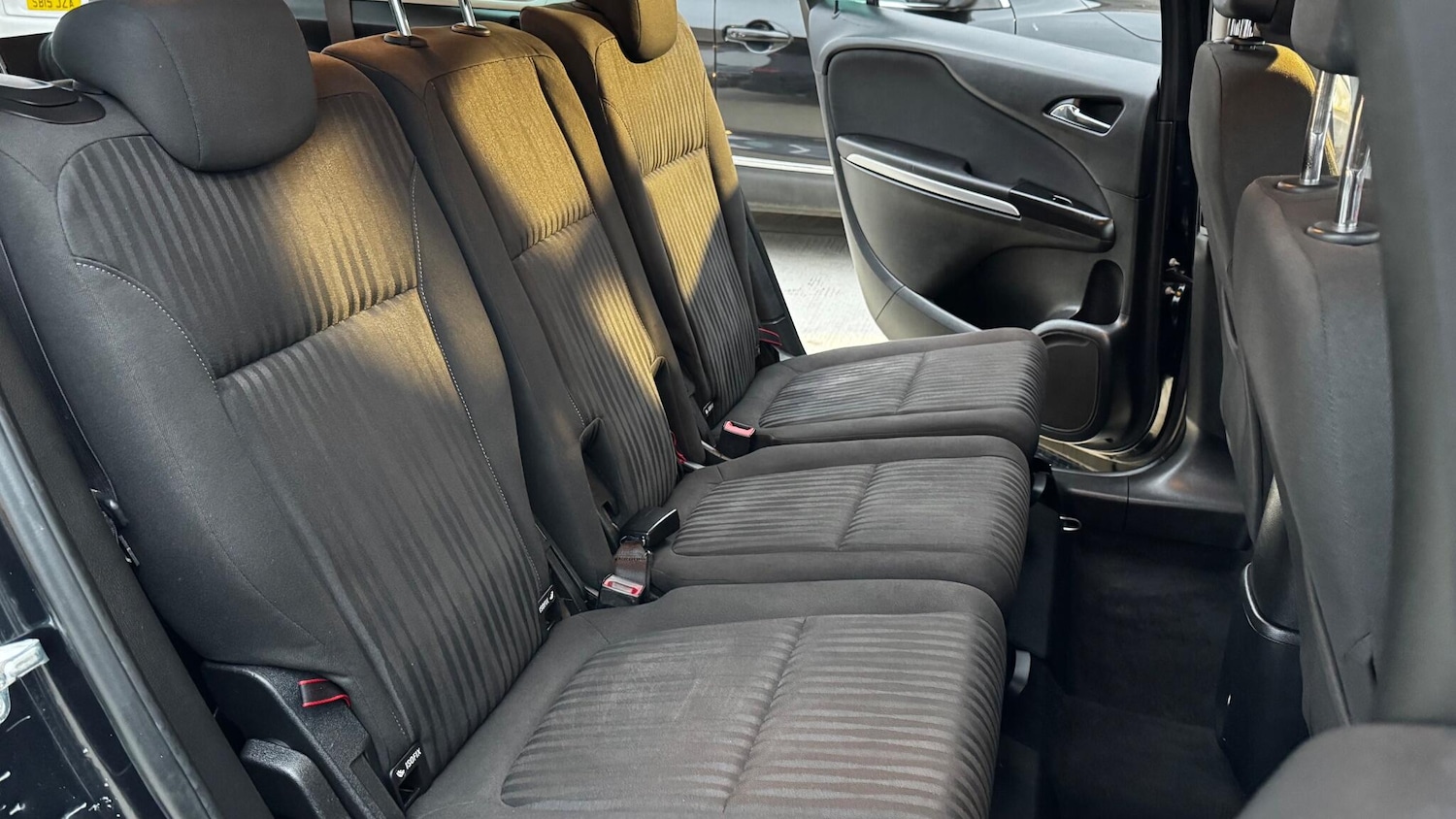 Used Vauxhall Zafira 2014 for sale - 77345125: Photo 24