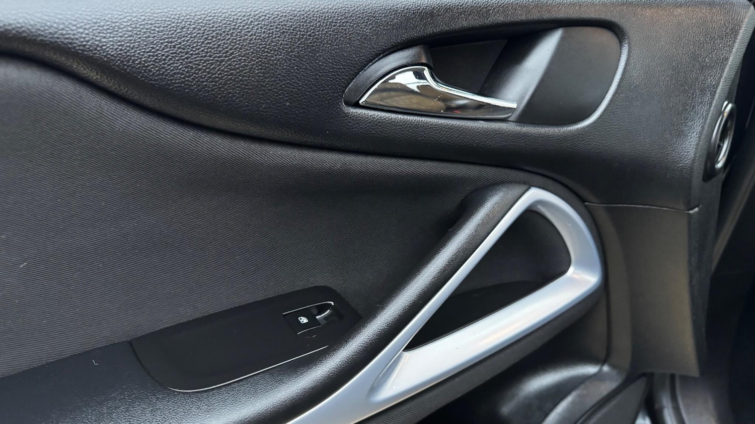 Used Vauxhall Zafira 2014 for sale - 77345125: Photo 30