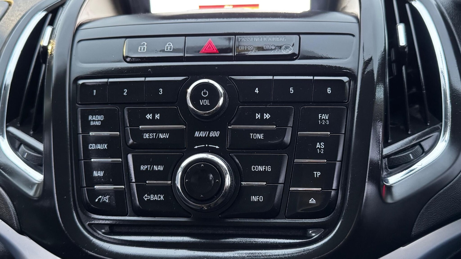 Used Vauxhall Zafira 2014 for sale - 77345125: Photo 36