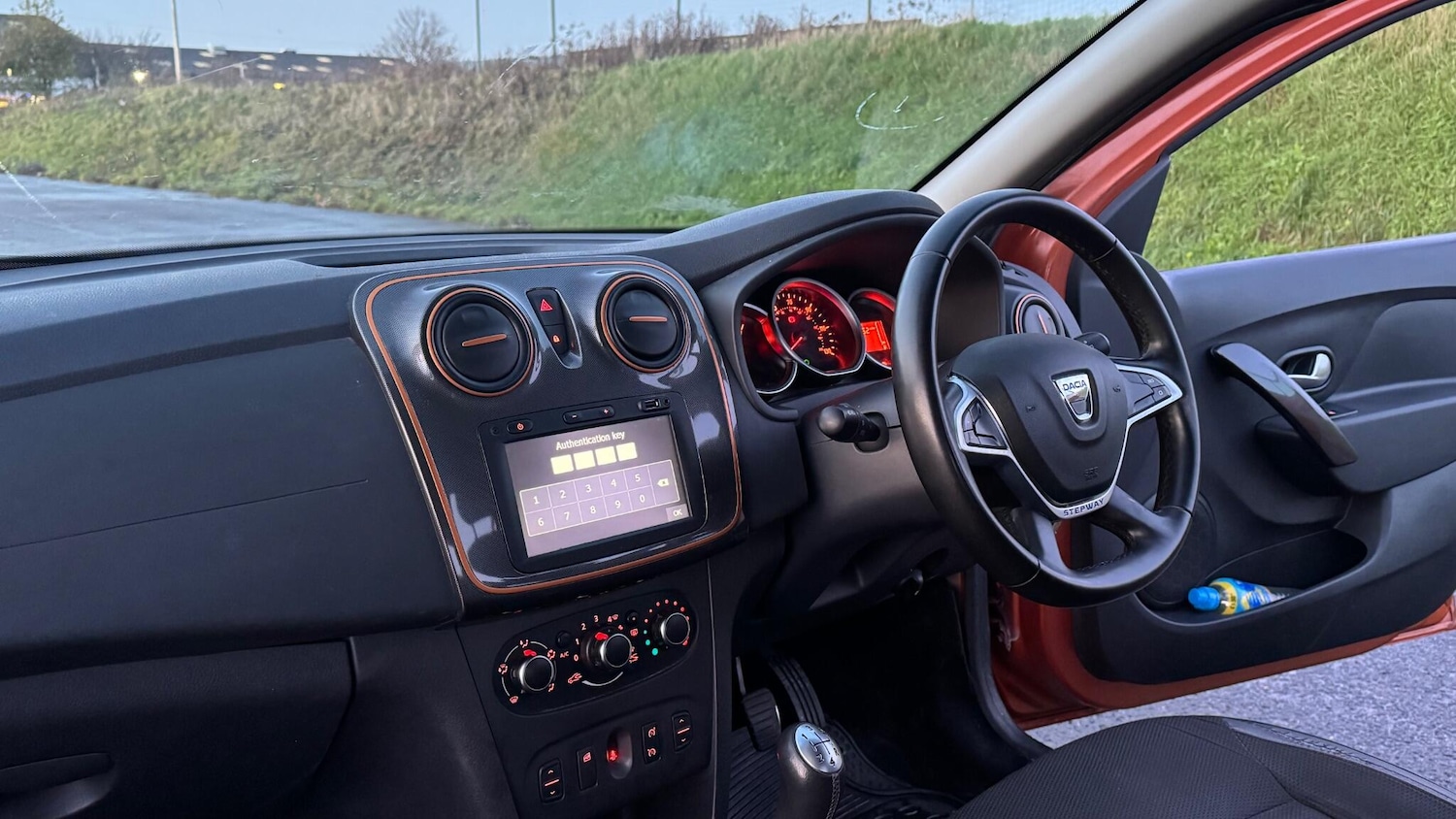 Used Dacia Sandero Stepway 2017 for sale - 76866102: Photo 19