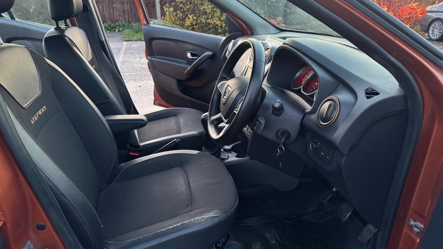 Used Dacia Sandero Stepway 2017 for sale - 76866102: Photo 20