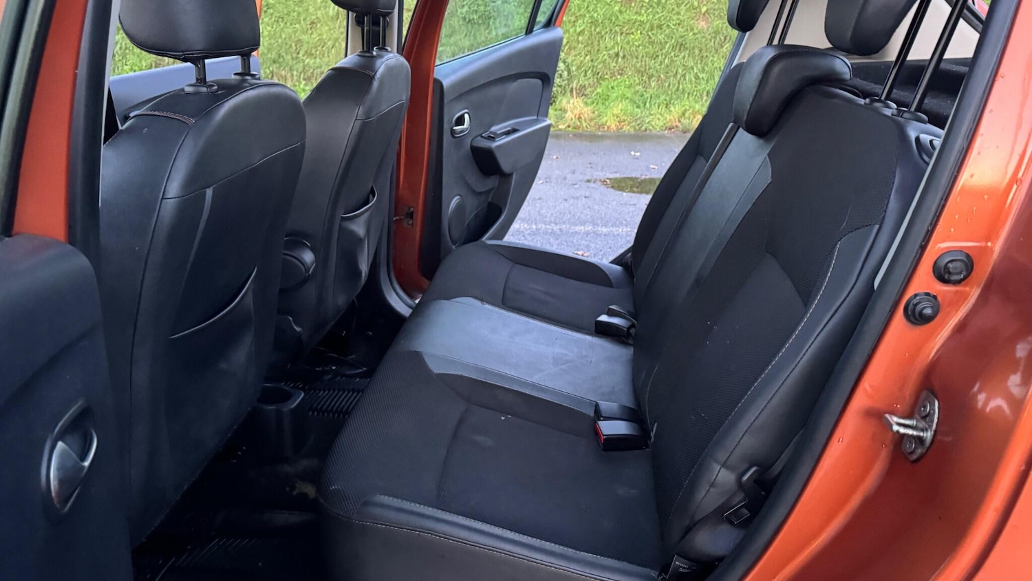 Used Dacia Sandero Stepway 2017 for sale - 76866102: Photo 24